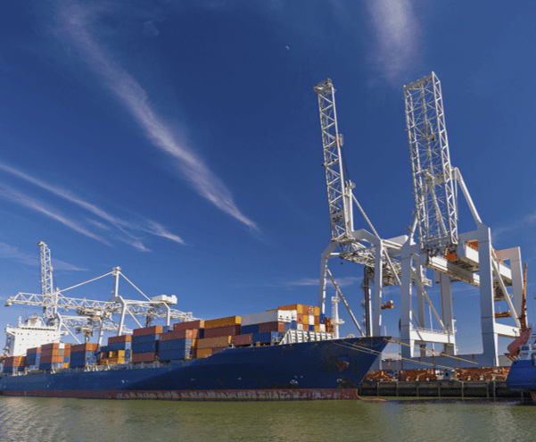 Schiffmotor_Dieselgenerator_test_Lastbank_Hafen_Boot_Wartung-min